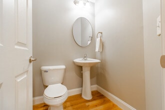 3469 Frylee Ct in Kingsport, TN - Building Photo - Building Photo