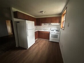 11 Jean Ct in Binghamton, NY - Building Photo - Building Photo