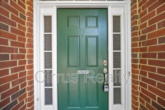 13134 E Bay Ct in Carrollton, VA - Building Photo - Building Photo