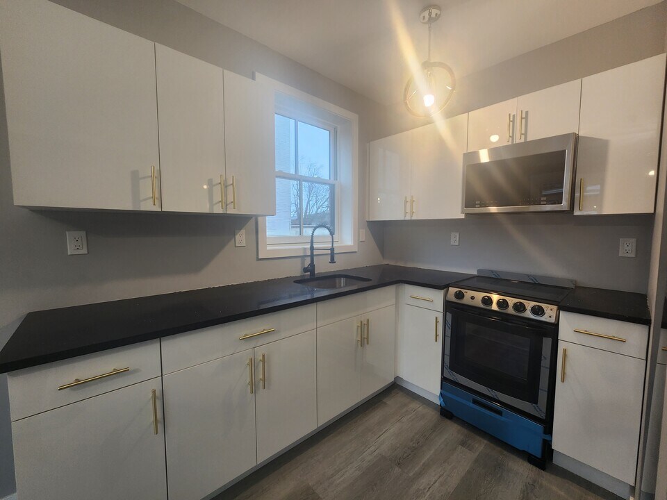 36 Liberty St in Newburgh, NY - Building Photo