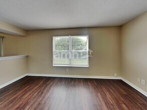 6515 Knobstone Way in Indianapolis, IN - Building Photo - Building Photo