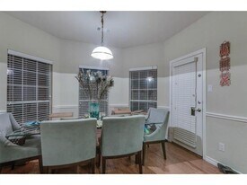 1402 Vineyard Dr in Allen, TX - Building Photo