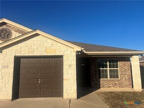 1401 Loyal Ln in Killeen, TX - Building Photo - Building Photo