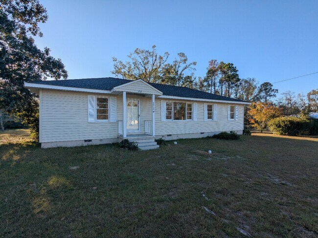 property at 272 Victory Dr