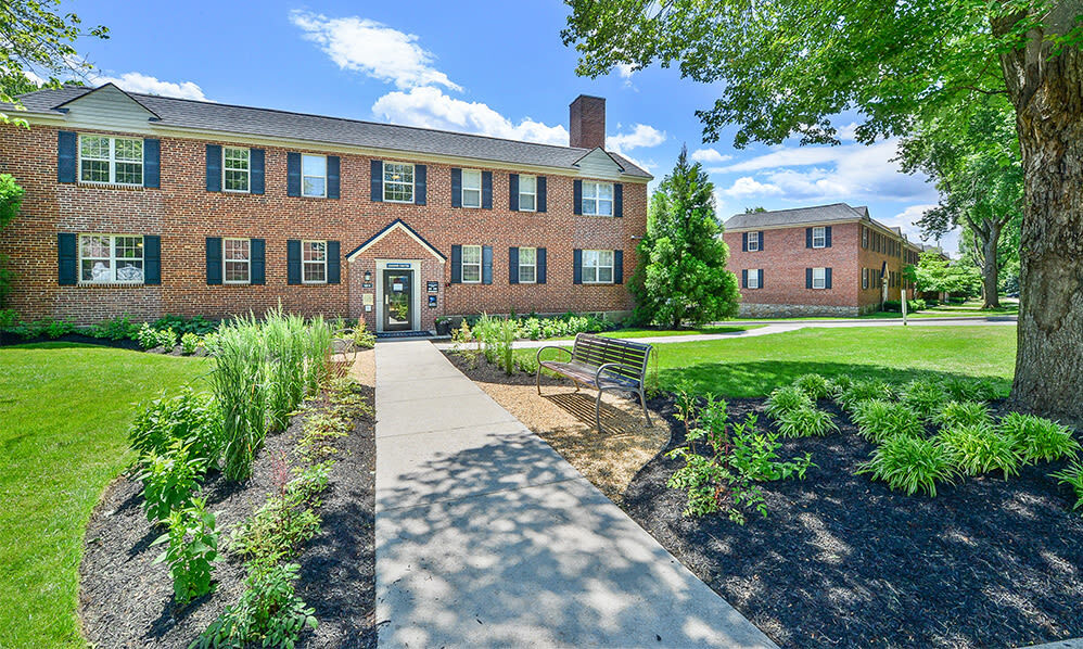 The Villas at Bryn Mawr Apartment Homes in Bryn Mawr, PA - Building Photo