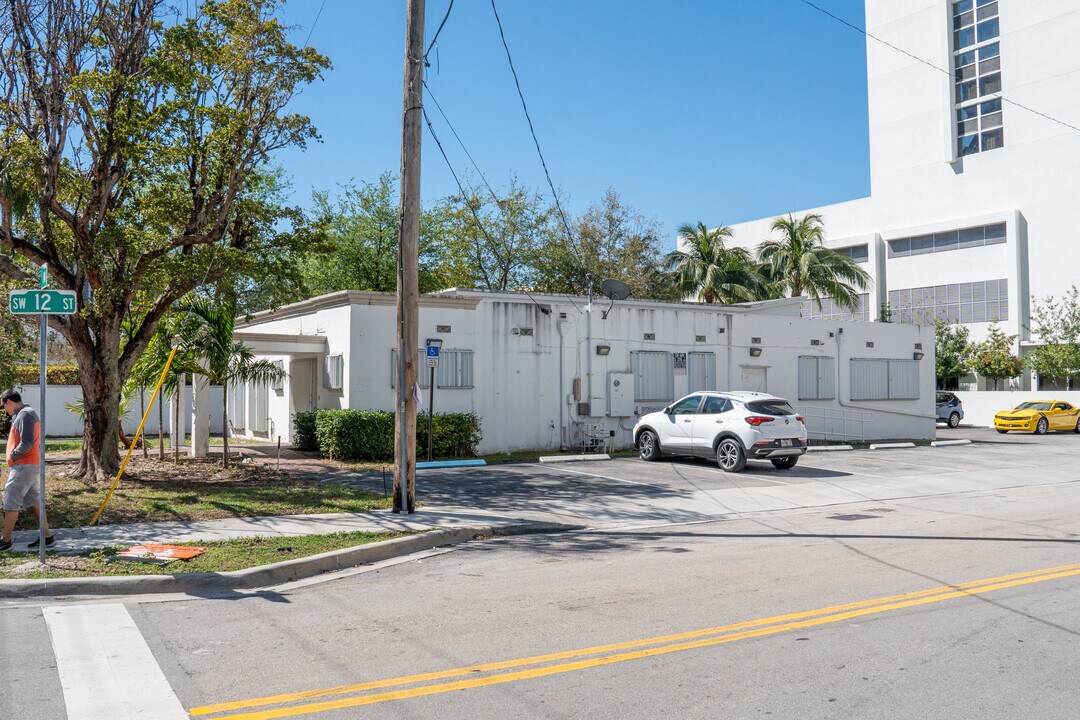 Season One Brickell in Miami, FL - Building Photo
