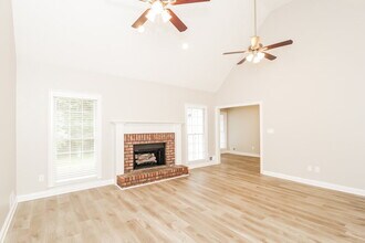 51 Abbey Ln in Dallas, GA - Building Photo - Building Photo