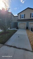 5175 Sylvester Loop in Tampa, FL - Building Photo