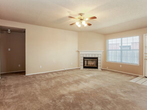 1704 Spicewood Trail in Fort Worth, TX - Building Photo - Building Photo