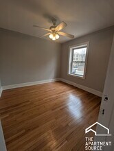 3438 W Foster Ave, Unit 1S in Chicago, IL - Foto de edificio - Building Photo