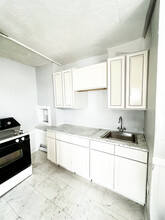 97 Fairmount Ave, Unit 2 in Providence, RI - Building Photo - Building Photo