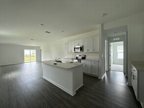 3081 NE 38th St in Ocala, FL - Building Photo - Building Photo