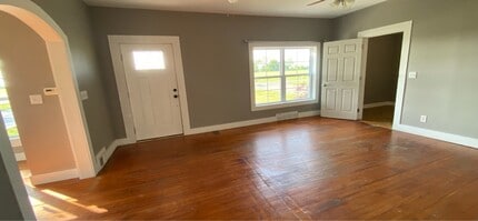 2463 KY-94 in Murray, KY - Building Photo - Building Photo