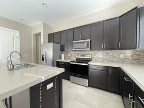 1350 River Boat Dr in Bullhead City, AZ - Building Photo - Building Photo