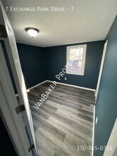 7 Exchange Park Dr in Medina, OH - Building Photo - Building Photo