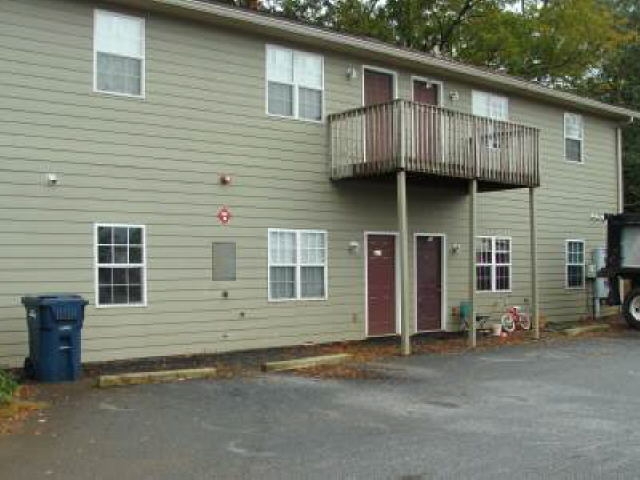 463 Irvin St in Cornelia, GA - Building Photo - Building Photo