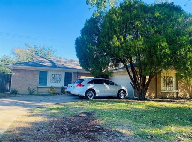 816 Firestone Ln in Richardson, TX - Building Photo