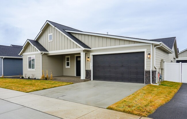 property at 3064 N Andromeda St