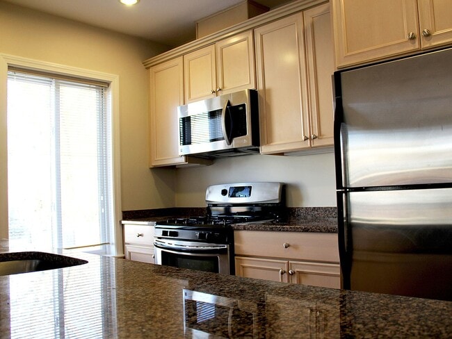 1522 VFW Pkwy, Unit 504 in Boston, MA - Building Photo - Building Photo