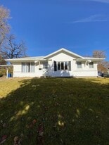 315 Miller Ave in Des Moines, IA - Building Photo