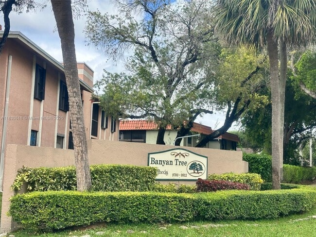 property at 9808 Hammocks Blvd