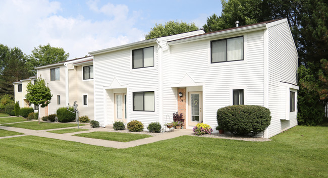 Willow Pond Apartments & Townhouses