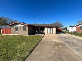 1105 Alta Vista Dr in Killeen, TX - Building Photo