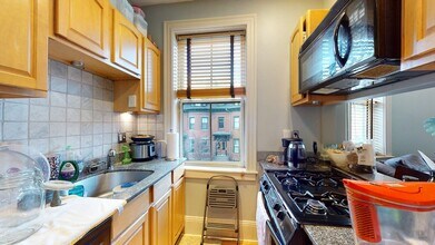 97 E Brookline St, Unit U3 in Boston, MA - Building Photo - Building Photo
