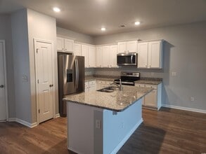 174 Sea Shell Dr in Murrells Inlet, SC - Building Photo - Building Photo