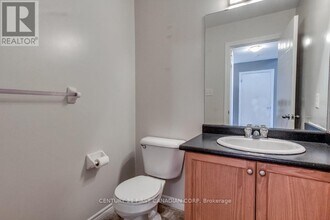 1754 Mickleborough Dr in London, ON - Building Photo - Building Photo