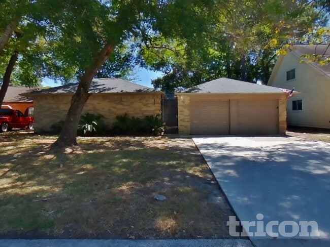 17526 Jolly Boat Dr in Crosby, TX - Foto de edificio - Building Photo