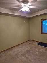 1315 Reed Rd in Fort Wayne, IN - Foto de edificio - Building Photo