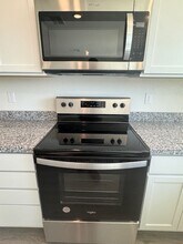 2121 Shady Tree Cir in Roseville, CA - Building Photo - Building Photo