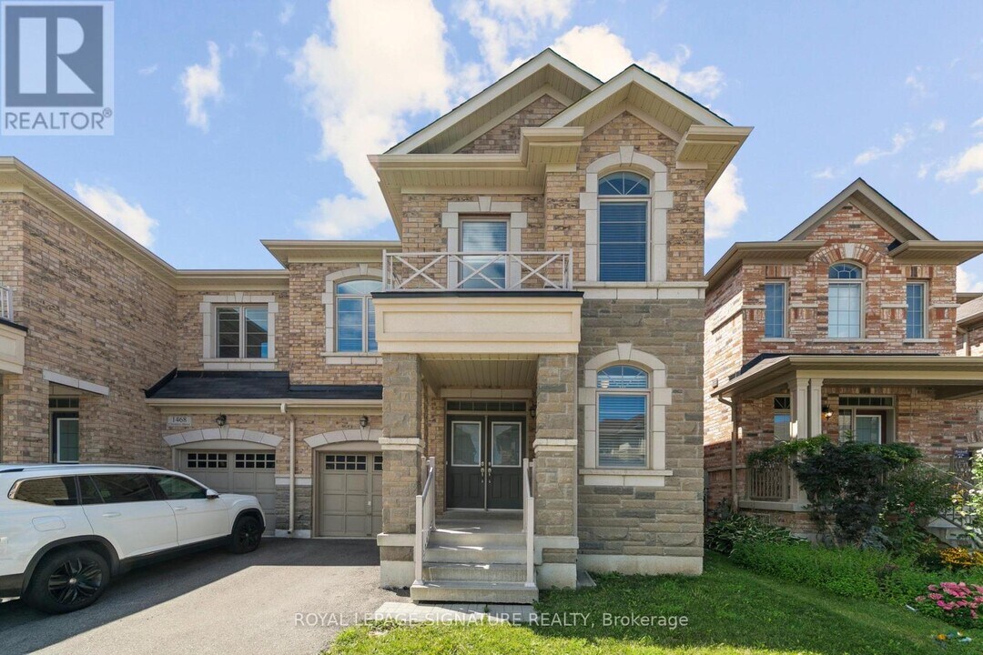 1466 Chretien St in Milton, ON - Building Photo