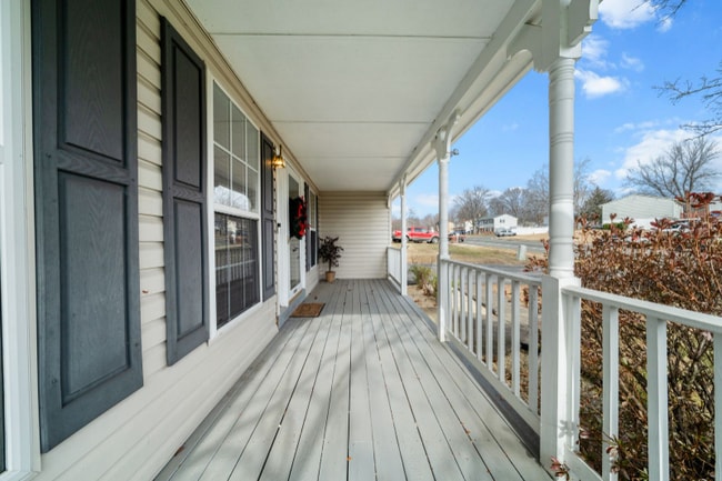 13810 Mapledale Ave in Woodbridge, VA - Building Photo - Building Photo