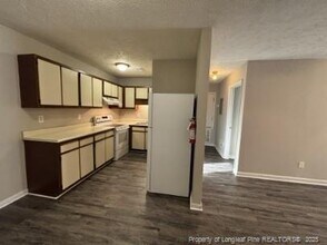 1780 Michelle Ct in Fayetteville, NC - Building Photo - Building Photo