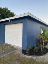 2901 Garden Terrace NE in Palm Bay, FL - Foto de edificio - Building Photo
