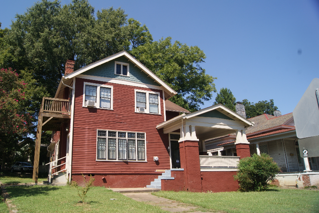 property at 801 Glenwood Ave