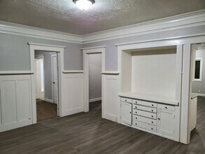 3024 E Illinois Ave in Fresno, CA - Building Photo - Building Photo