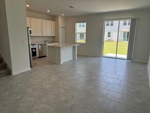 3274 Laurent Lp in Davenport, FL - Building Photo - Building Photo
