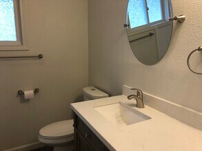 1114 33rd St SE in Auburn, WA - Building Photo - Building Photo