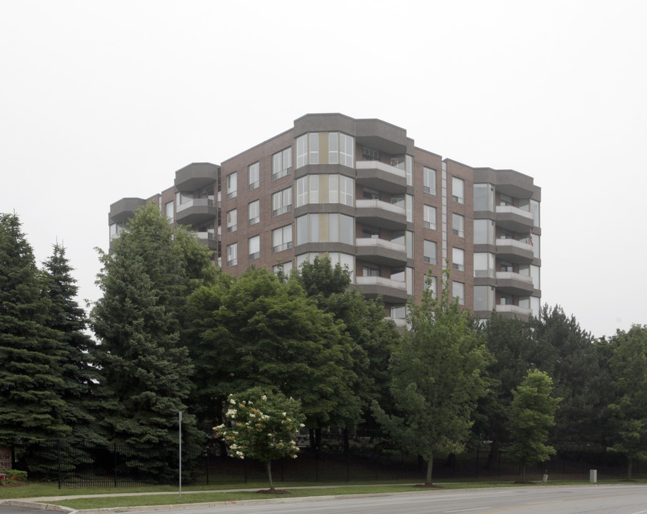 The Arboretum in Oakville, ON - Building Photo