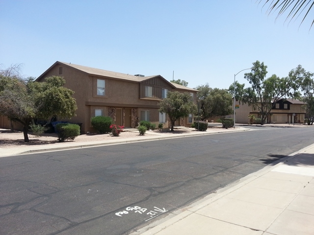 2027 N Lazona Dr in Mesa, AZ - Building Photo