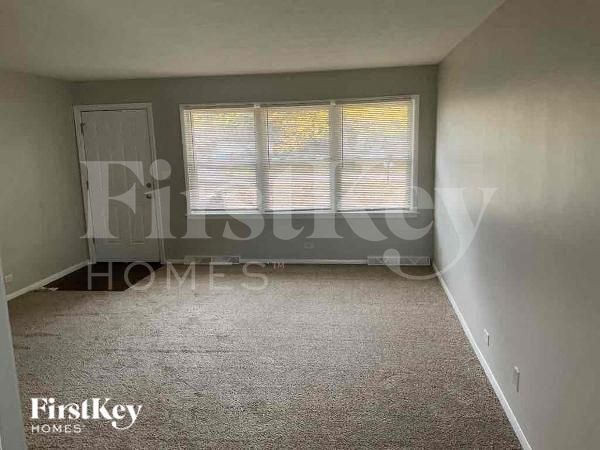 1355 S Oakland Ave in Villa Park, IL - Building Photo - Building Photo