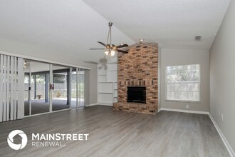 12303 Yellow Rose Cir in Riverview, FL - Building Photo - Building Photo