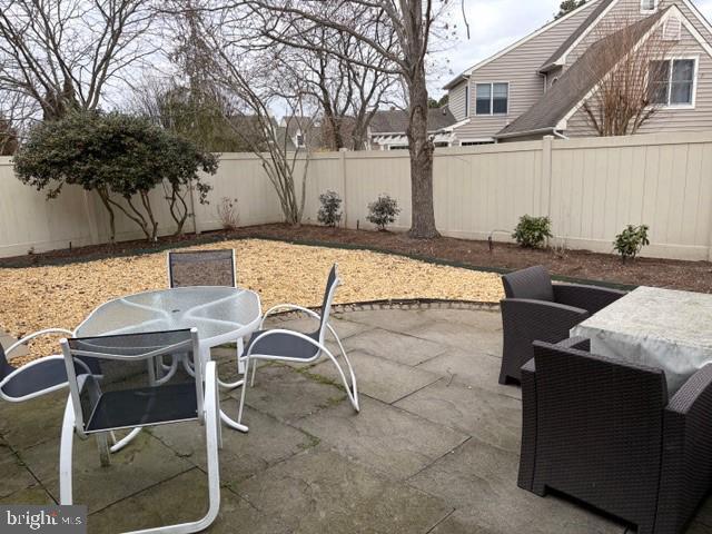 property at 28536 Oakmont Dr