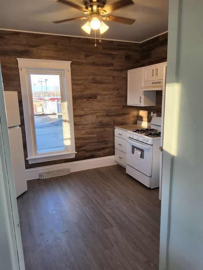 property at 502 Blackhawk Blvd