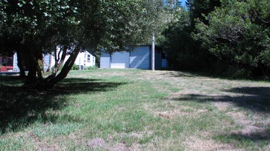 97075 N Bank Rogue River Rd in Gold Beach, OR - Building Photo - Building Photo