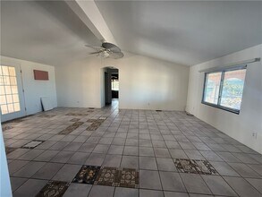 4060 La Mesa Rd in Bullhead City, AZ - Building Photo - Building Photo
