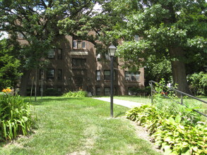 Lenox Properties in Des Moines, IA - Foto de edificio - Building Photo